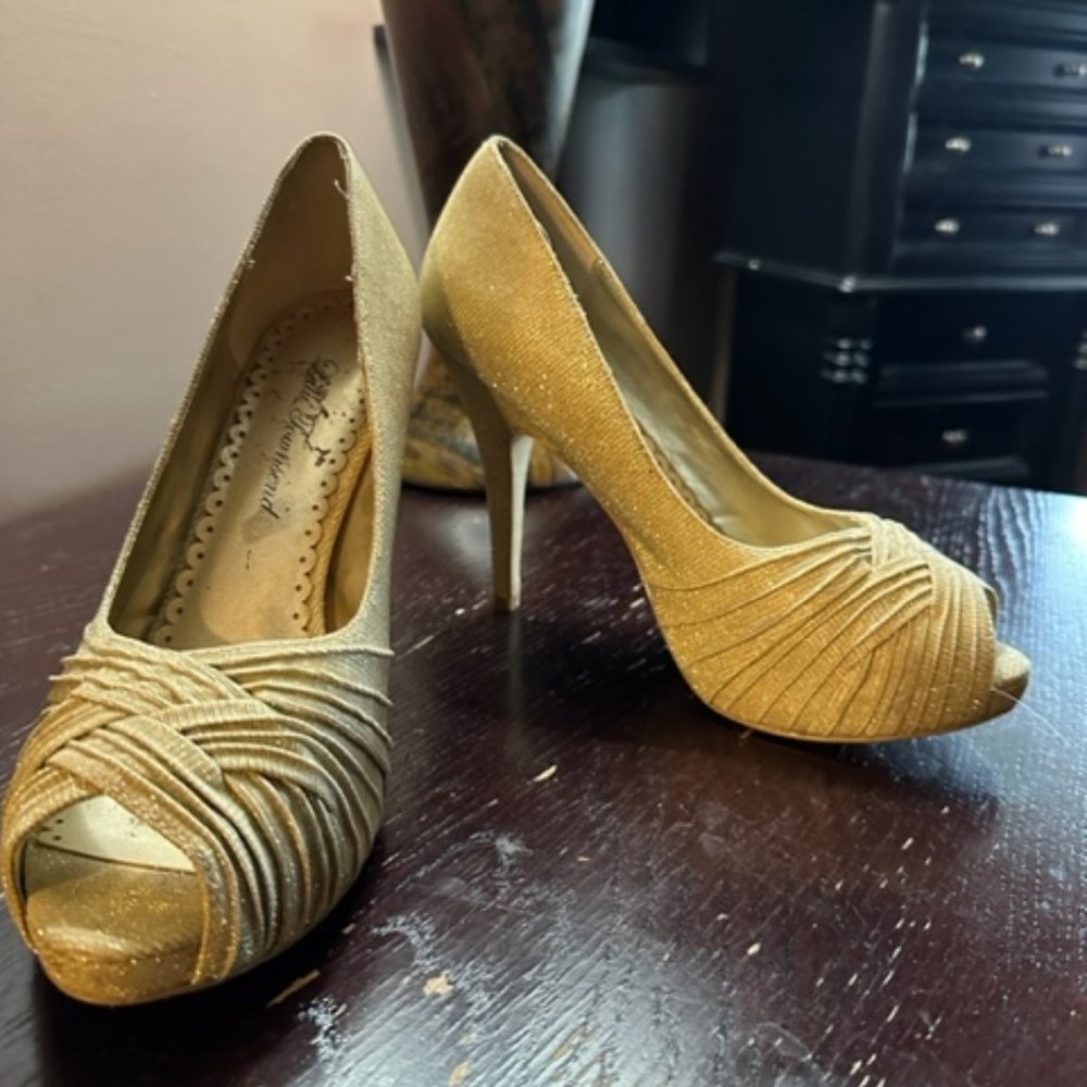 gold sparkle pumps BOGO